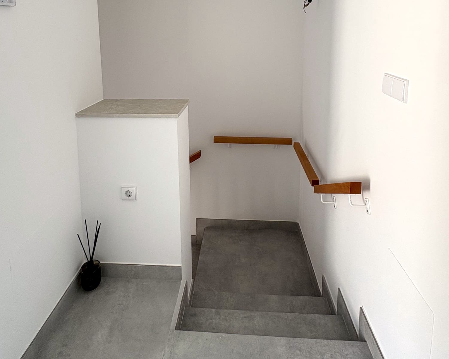 2 bedroom Villa for sale in Cox with pool garage - € 279,000 (Ref: 9854543)