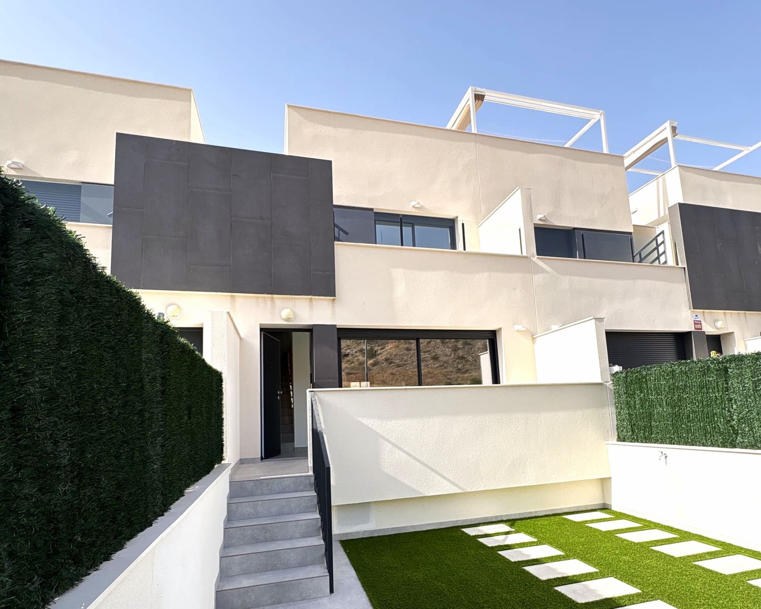 2 bedroom Villa for sale in Cox with pool garage - € 279,000 (Ref: 9854543)
