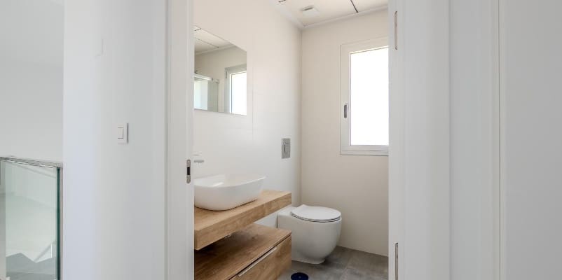 4 makuuhuone Huvila myytävänä paikassa Algorfa mukana uima-altaan 
autotalli - 669 000 € (Ref: 9873971)
