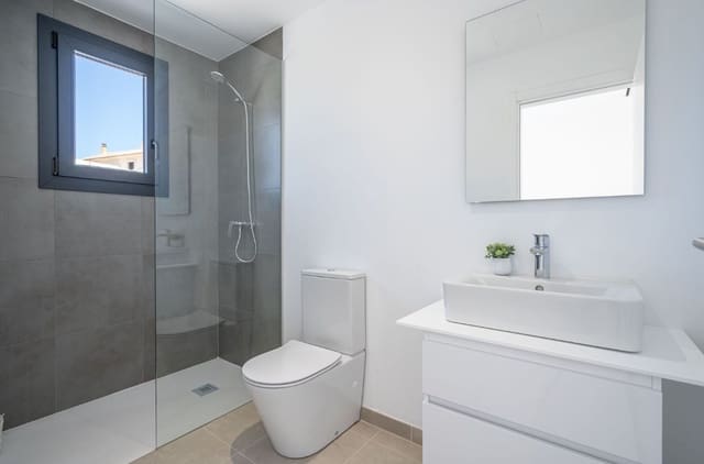 2 soverom Villa til salgs i Nord, Palma de Mallorca med svømmebasseng garasje - € 399 000 (Ref: 9877168)