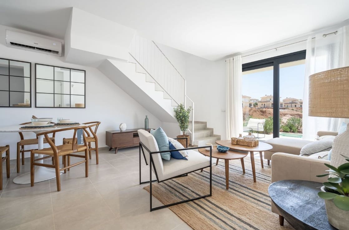 2 soverom Villa til salgs i Palma de Mallorca med svømmebasseng garasje - € 399 000 (Ref: 9877168)