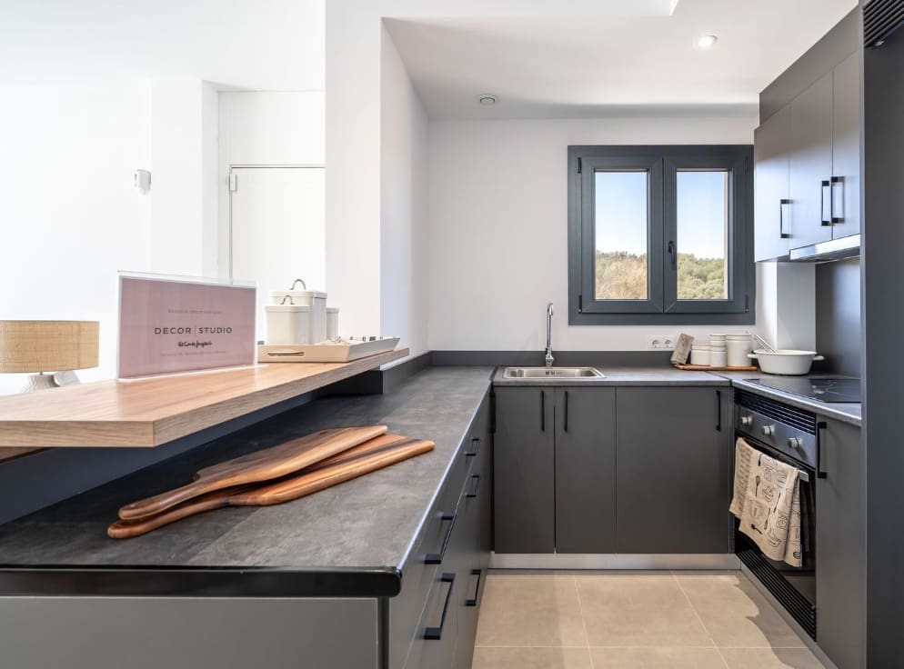 2 soverom Villa til salgs i Palma de Mallorca med svømmebasseng garasje - € 399 000 (Ref: 9877168)