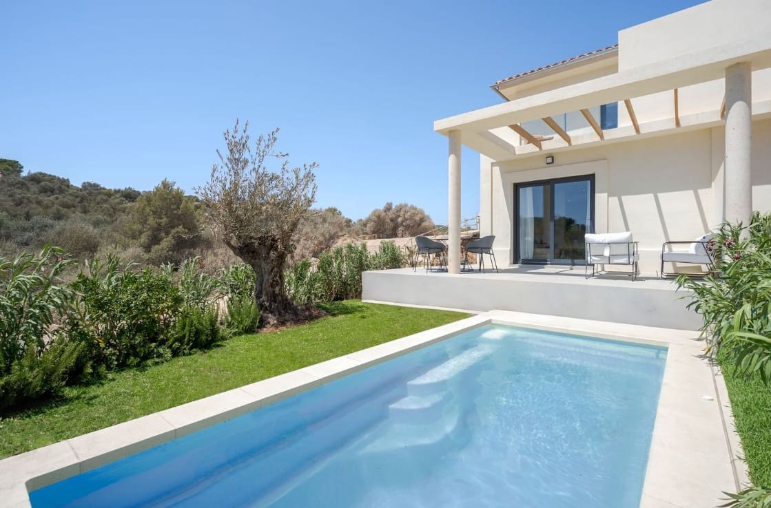 2 soverom Villa til salgs i Palma de Mallorca med svømmebasseng garasje - € 399 000 (Ref: 9877168)