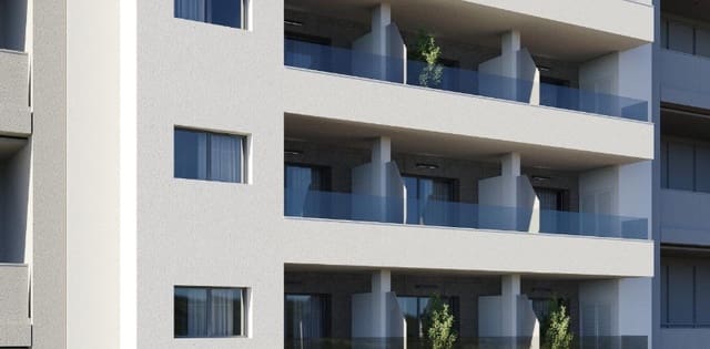 Apartamento de 2 habitaciones en Torrevieja en venta con piscina garaje - 299.000 € (Ref: 9904976)