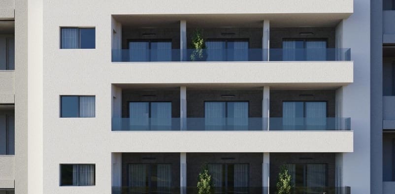 Apartamento de 2 habitaciones en Torrevieja en venta con piscina garaje - 299.000 € (Ref: 9904976)