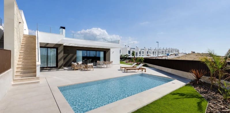 3 soverom Villa til salgs i Muchamiel / Mutxamel med svømmebasseng garasje - € 570 000 (Ref: 9908882)