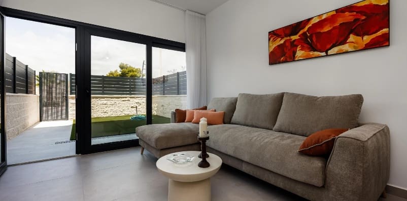 2 camera da letto Bungalow in vendita in Pilar de la Horadada con piscina garage - 299.900 € (Rif: 9928163)