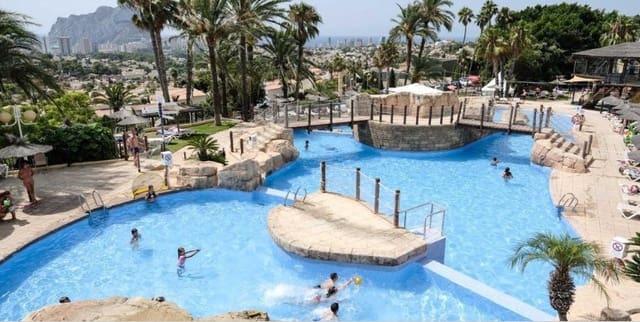 2 chambre Bungalow à vendre à Calpe / Calp avec piscine garage - 270 000 € (Ref: 9944397)