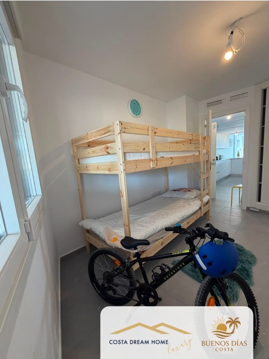 2 soveværelse Rækkehus til salg i Montiboli med swimmingpool garage - € 523.000 (Ref: 9944605)