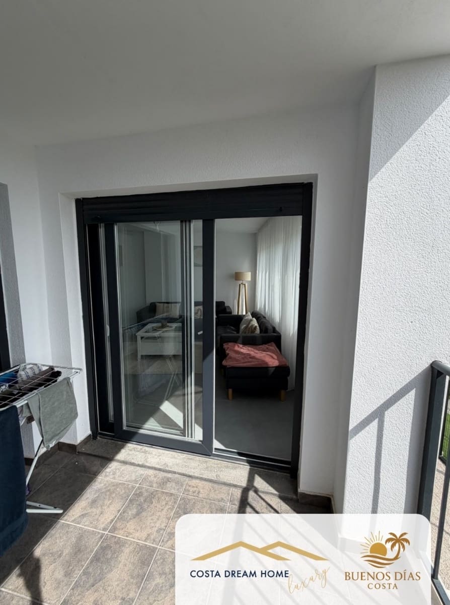 2 soveværelse Rækkehus til salg i Montiboli med swimmingpool garage - € 523.000 (Ref: 9944605)
