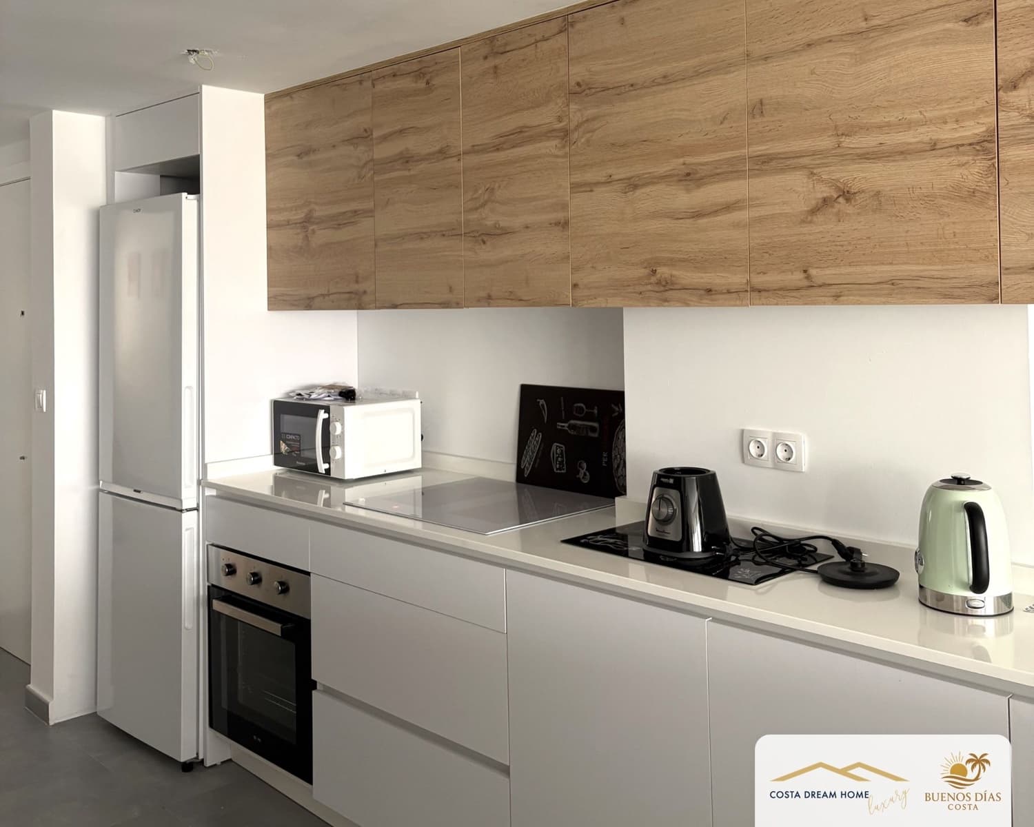 2 sovrum Radhus till salu i Montiboli med pool garage - 523 000 € (Ref: 9944605)