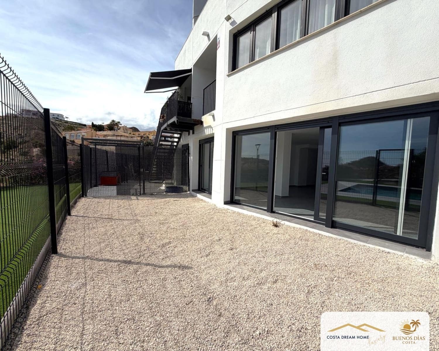 2 sovrum Radhus till salu i Montiboli med pool garage - 523 000 € (Ref: 9944605)