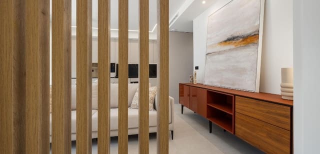 Apartamento de 2 habitaciones en Guardamar del Segura en venta con piscina garaje - 355.000 € (Ref: 9975889)