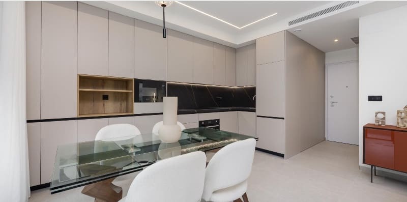 Apartamento de 2 habitaciones en Guardamar del Segura en venta con piscina garaje - 355.000 € (Ref: 9975889)