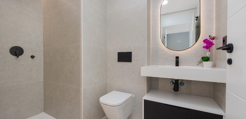 Apartamento de 2 habitaciones en Guardamar del Segura en venta con piscina garaje - 355.000 € (Ref: 9975889)