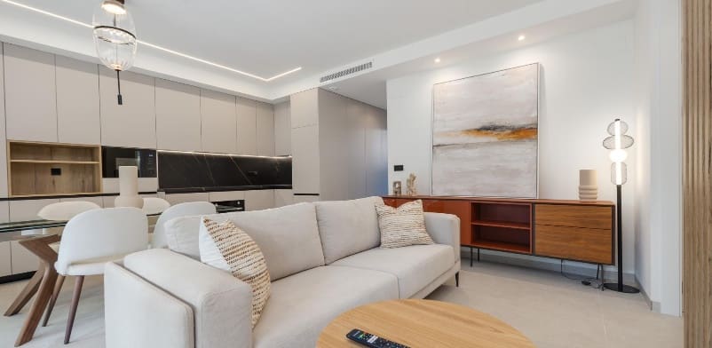 Apartamento de 2 habitaciones en Guardamar del Segura en venta con piscina garaje - 355.000 € (Ref: 9975889)