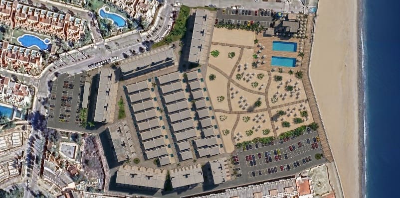 2 chambre Villa/Maison à vendre à Almeria ville avec piscine garage - 370 000 € (Ref: 9976015)