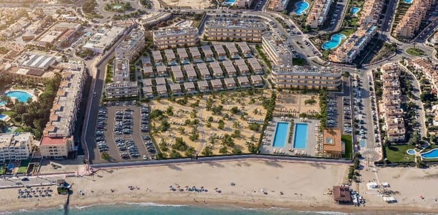 Chalet de 2 habitaciones en Almería ciudad en venta con piscina garaje - 370.000 € (Ref: 9976015)