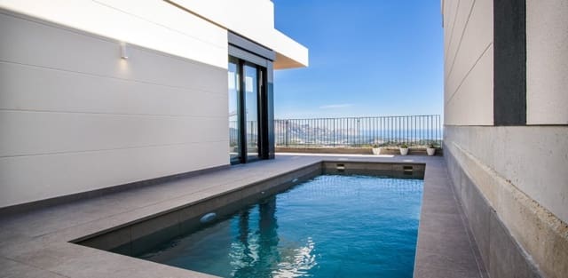 3 soveværelse Villa til salg i Polop med swimmingpool garage - € 625.000 (Ref: 9976103)