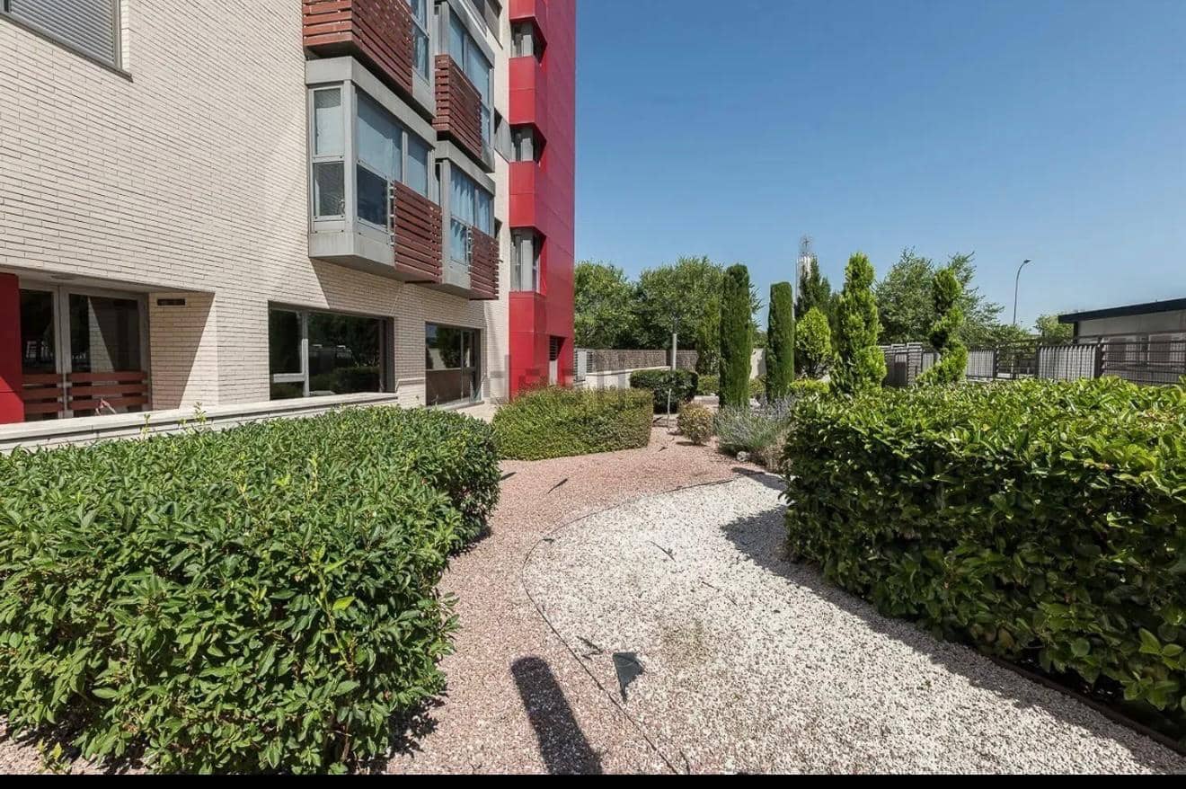 1 soverom Leilighet til salgs i Madrid by med svømmebasseng - € 165 000 (Ref: 9823497)
