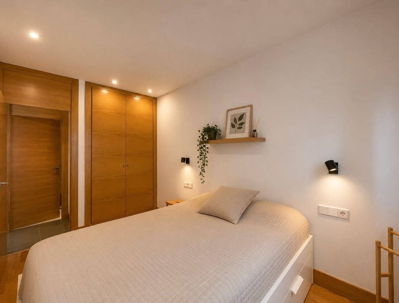 Ático de 1 habitación en Madrid ciudad en venta con piscina garaje - 148.000 € (Ref: 9868066)