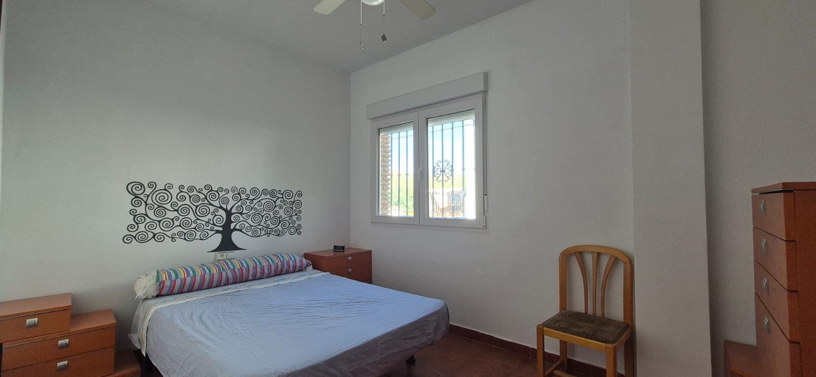 6 bedroom Villa for sale in Loja with garage - € 320,000 (Ref: 10118010)