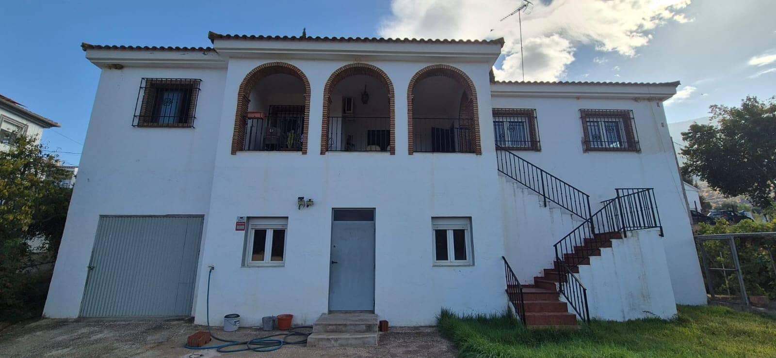 6 bedroom Villa for sale in Loja with garage - € 320,000 (Ref: 10118010)