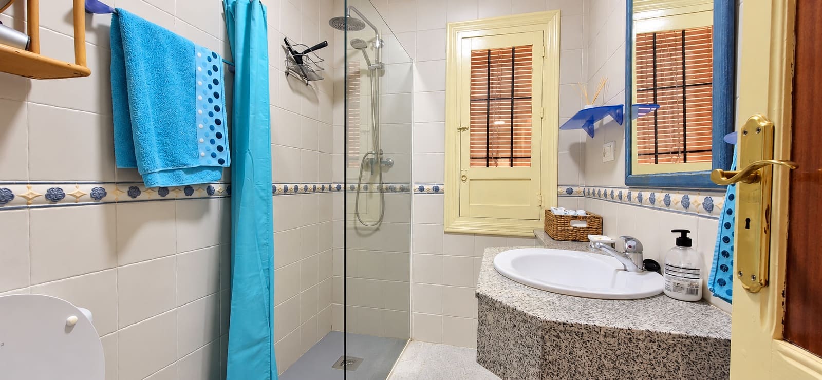 6 chambre Finca/Maison de Campagne à vendre à Iznajar avec piscine garage - 350 000 € (Ref: 10121022)