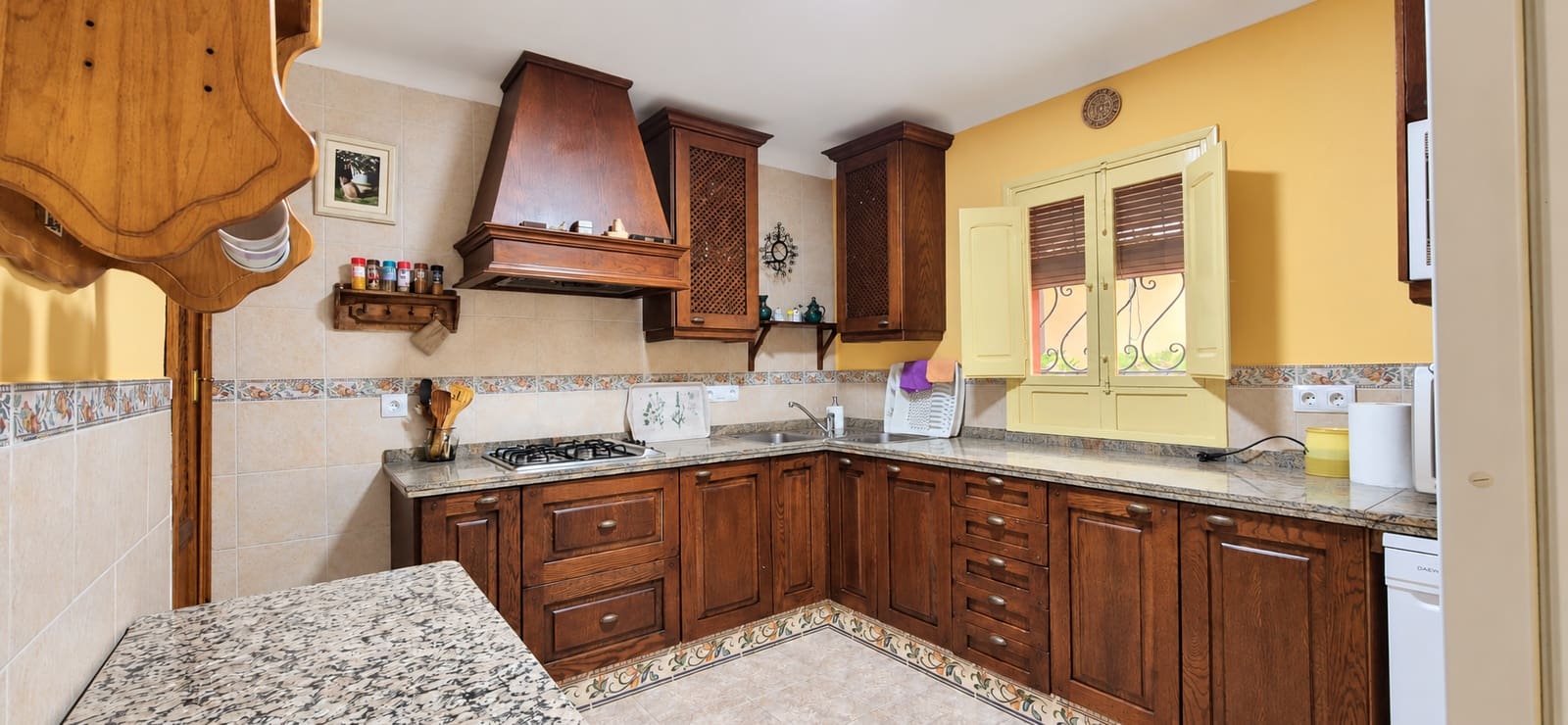 6 chambre Finca/Maison de Campagne à vendre à Iznajar avec piscine garage - 350 000 € (Ref: 10121022)