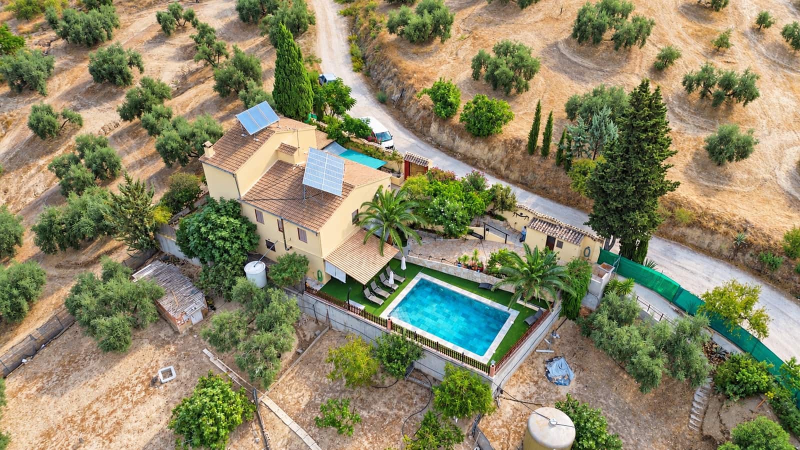 6 chambre Finca/Maison de Campagne à vendre à Iznajar avec piscine garage - 350 000 € (Ref: 10121022)