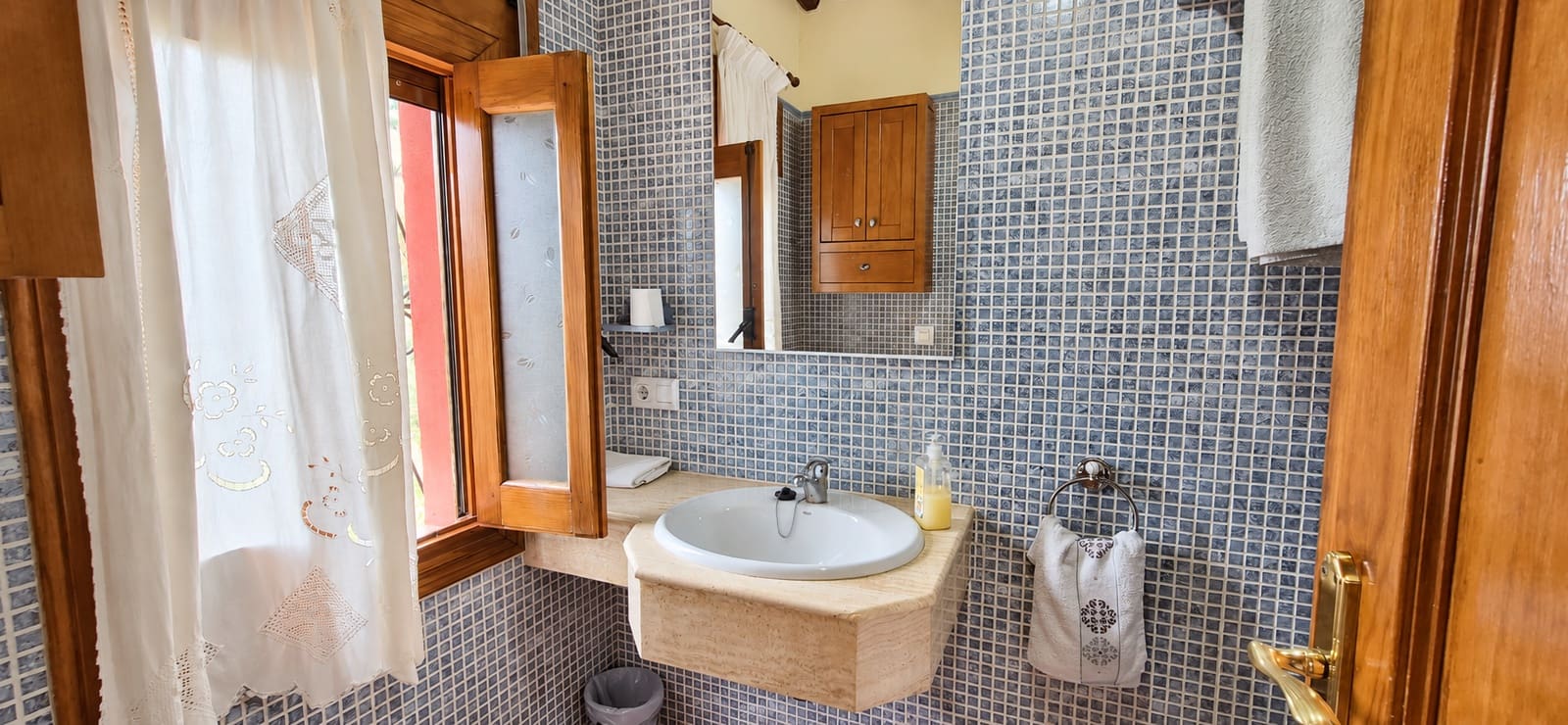 6 chambre Finca/Maison de Campagne à vendre à Iznajar avec piscine garage - 350 000 € (Ref: 10121022)