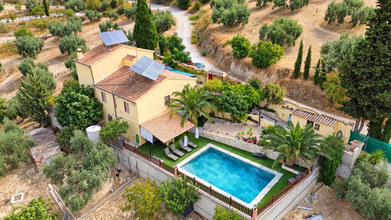 6 chambre Finca/Maison de Campagne à vendre à Iznajar avec piscine garage - 350 000 € (Ref: 10121022)