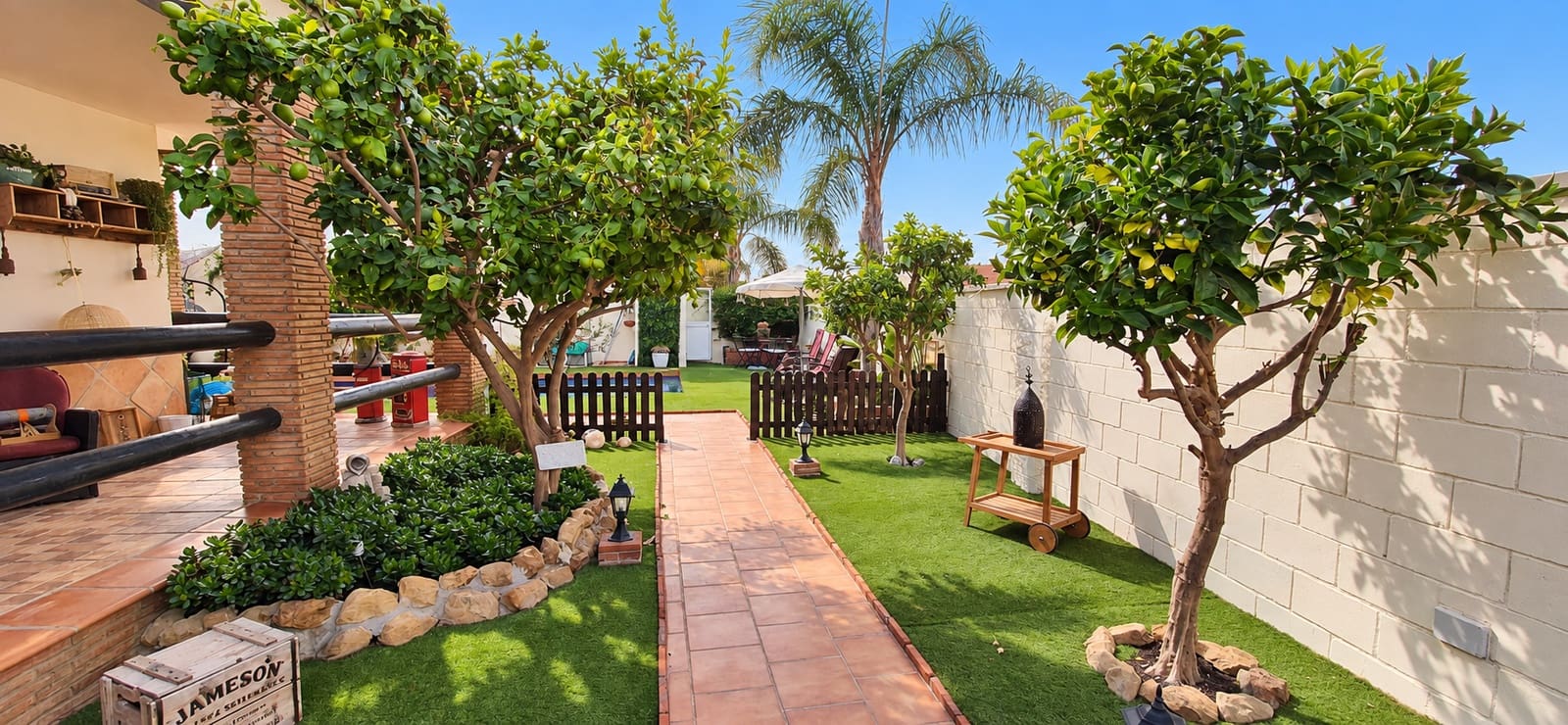 4 bedroom Villa for sale in Casabermeja with pool garage - € 499,900 (Ref: 10130557)
