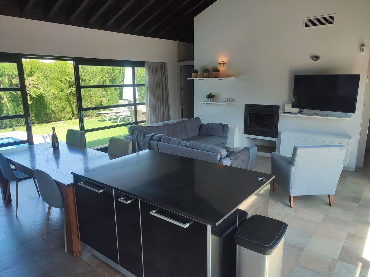 4 bedroom Villa for sale in Avileses - € 349,999 (Ref: 9883488)