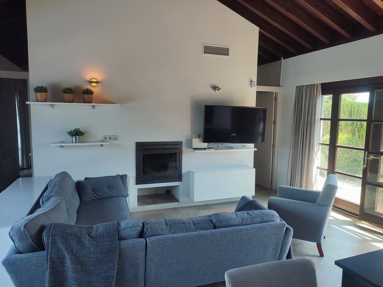 4 bedroom Villa for sale in Avileses - € 349,999 (Ref: 9883488)