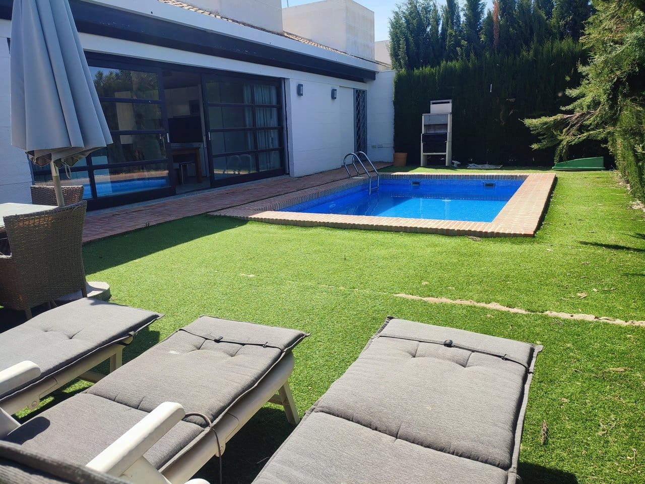 4 bedroom Villa for sale in Avileses - € 349,999 (Ref: 9883488)
