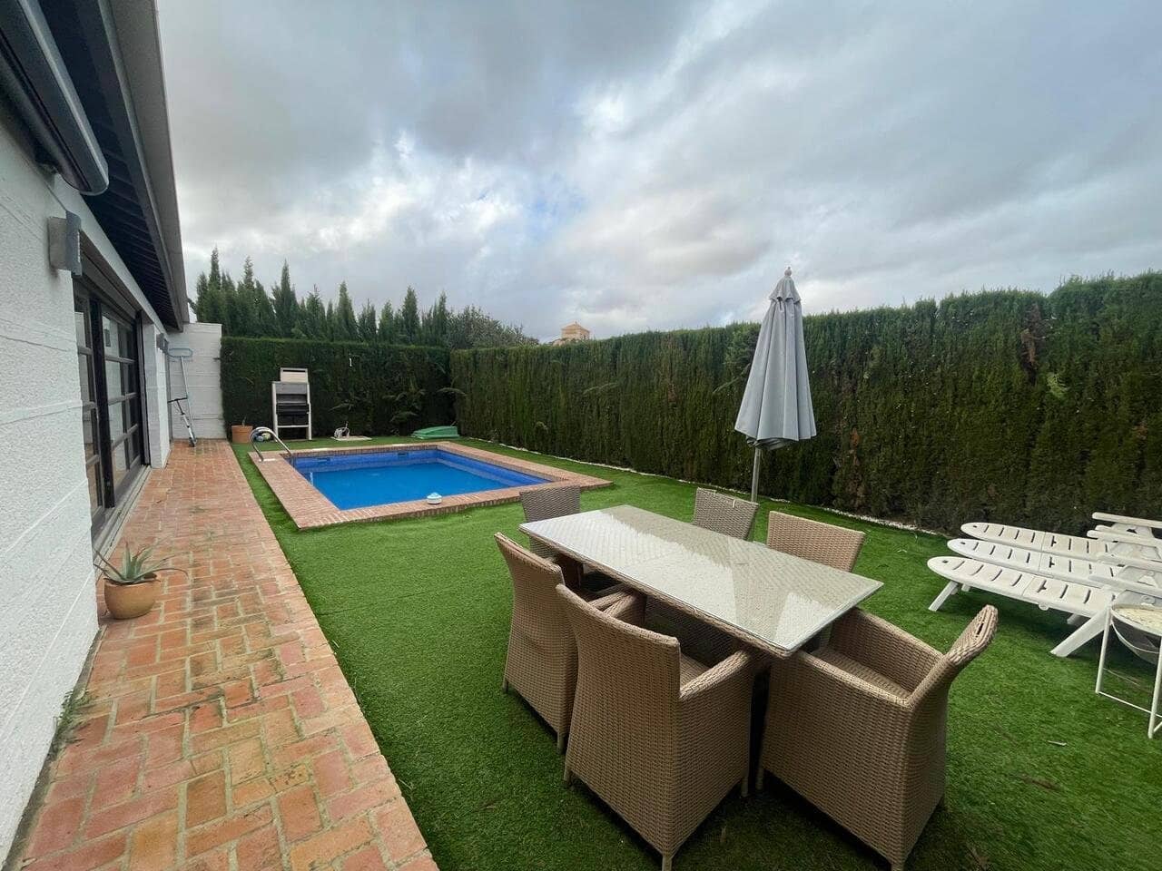 4 bedroom Villa for sale in Avileses - € 349,999 (Ref: 9883488)