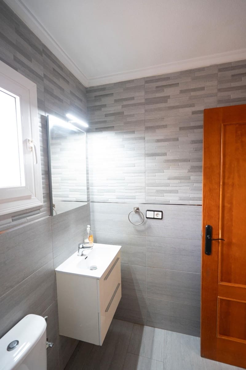 2 makuuhuone Huvila myytävänä paikassa Camposol mukana uima-altaan - 165 000 € (Ref: 9883496)