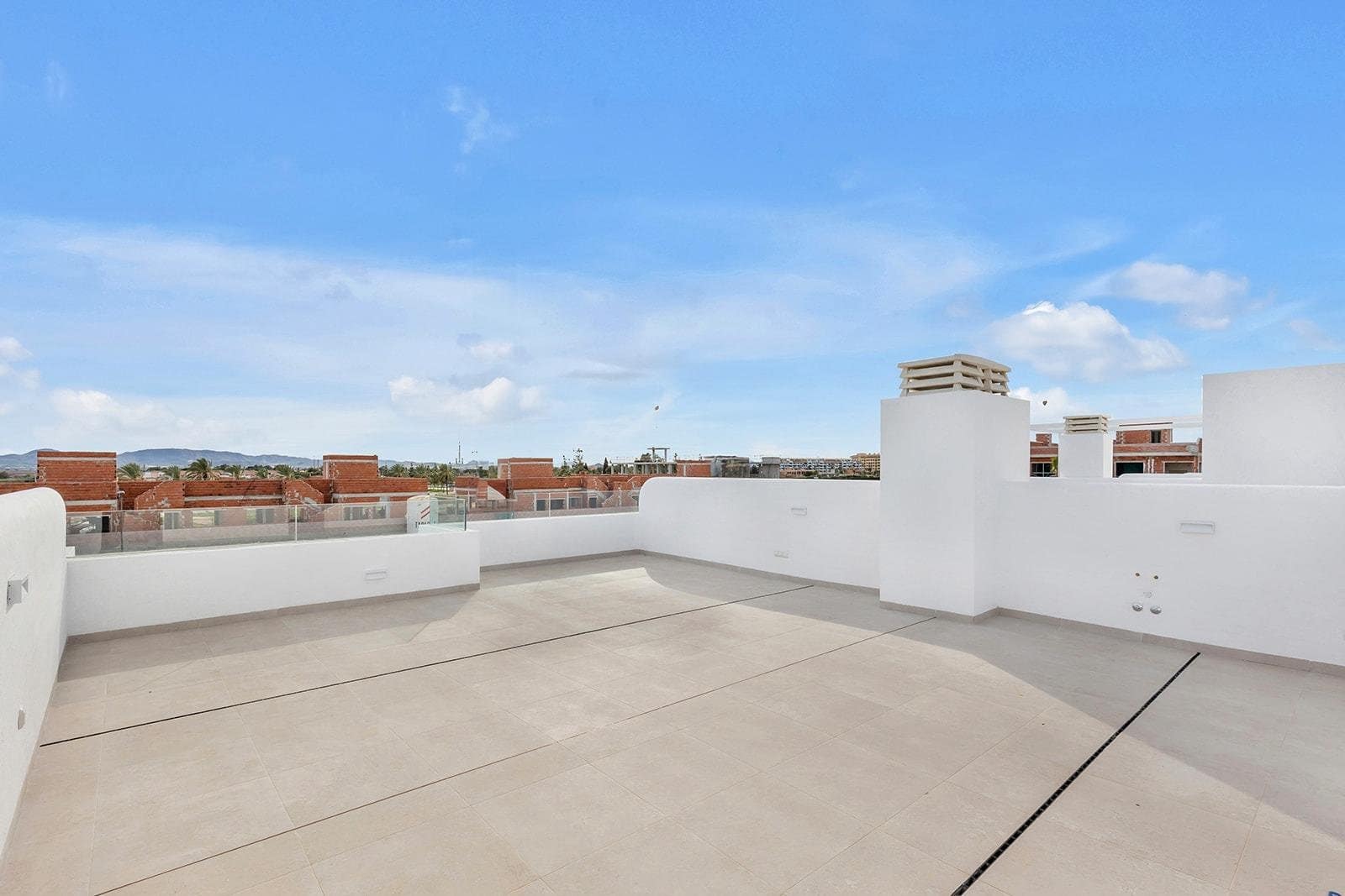 2 quarto Penthouse para venda em Los Alcazares com piscina - 339 900 € (Ref: 9885243)