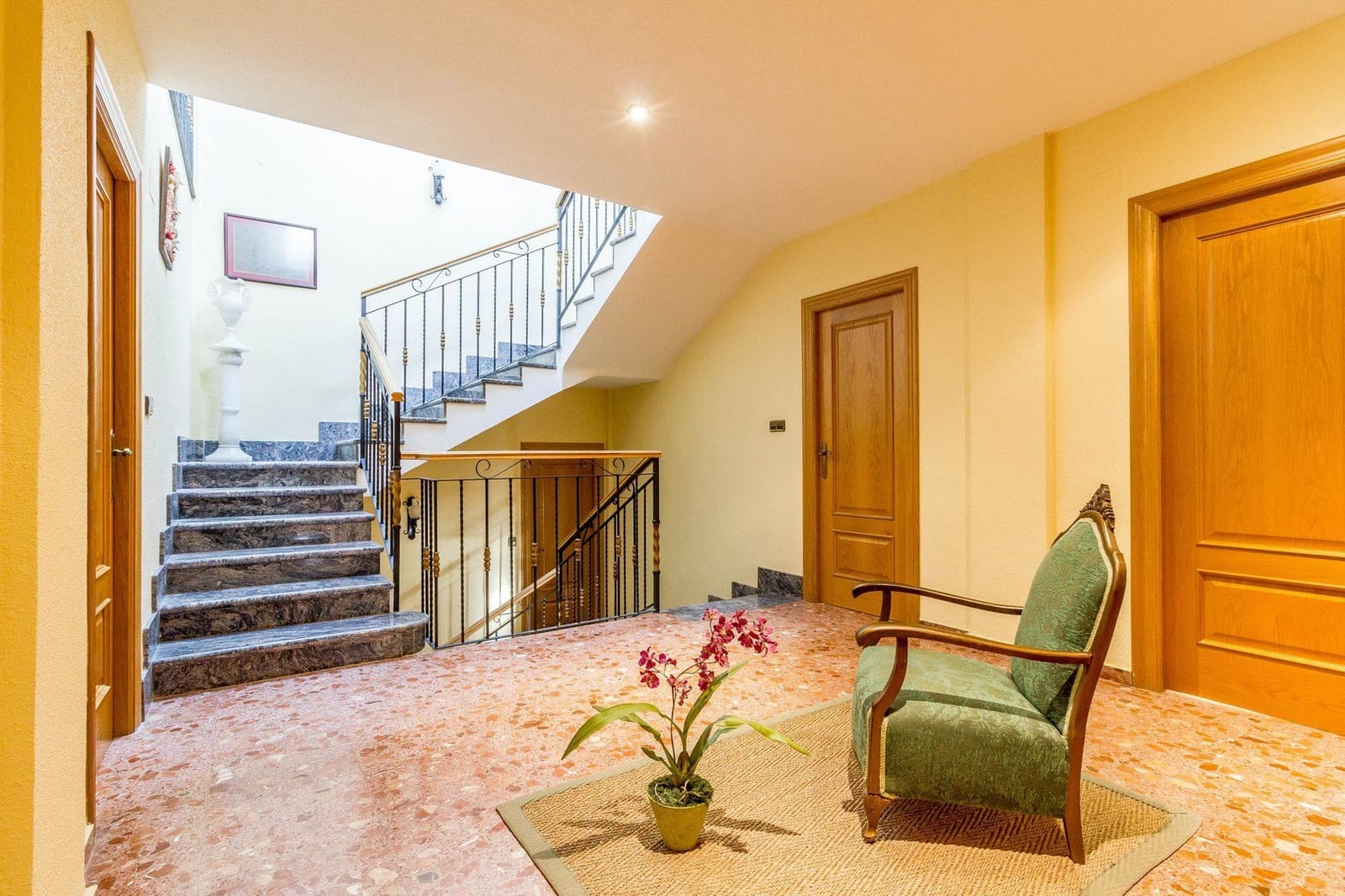 7 quarto Moradia para venda em Yecla - 600 000 € (Ref: 9885268)