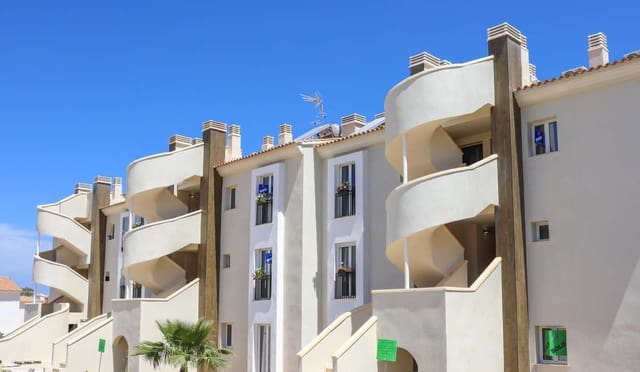 2 soveværelse Lejlighed til salg i El Montgó, Dénia - € 339.000 (Ref: 9885289)