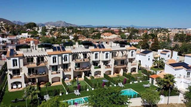 2 soveværelse Lejlighed til salg i El Montgó, Dénia - € 339.000 (Ref: 9885289)