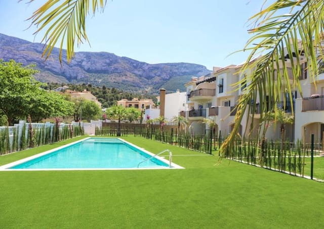2 soveværelse Lejlighed til salg i El Montgó, Dénia - € 339.000 (Ref: 9885289)