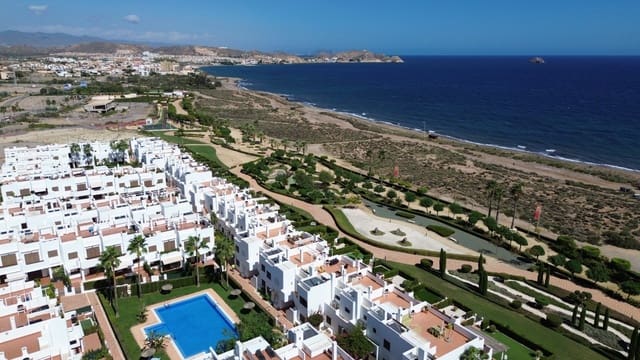 2 chambre Penthouse à vendre à Cuevas del Almanzora avec piscine - 233 000 € (Ref: 9885292)