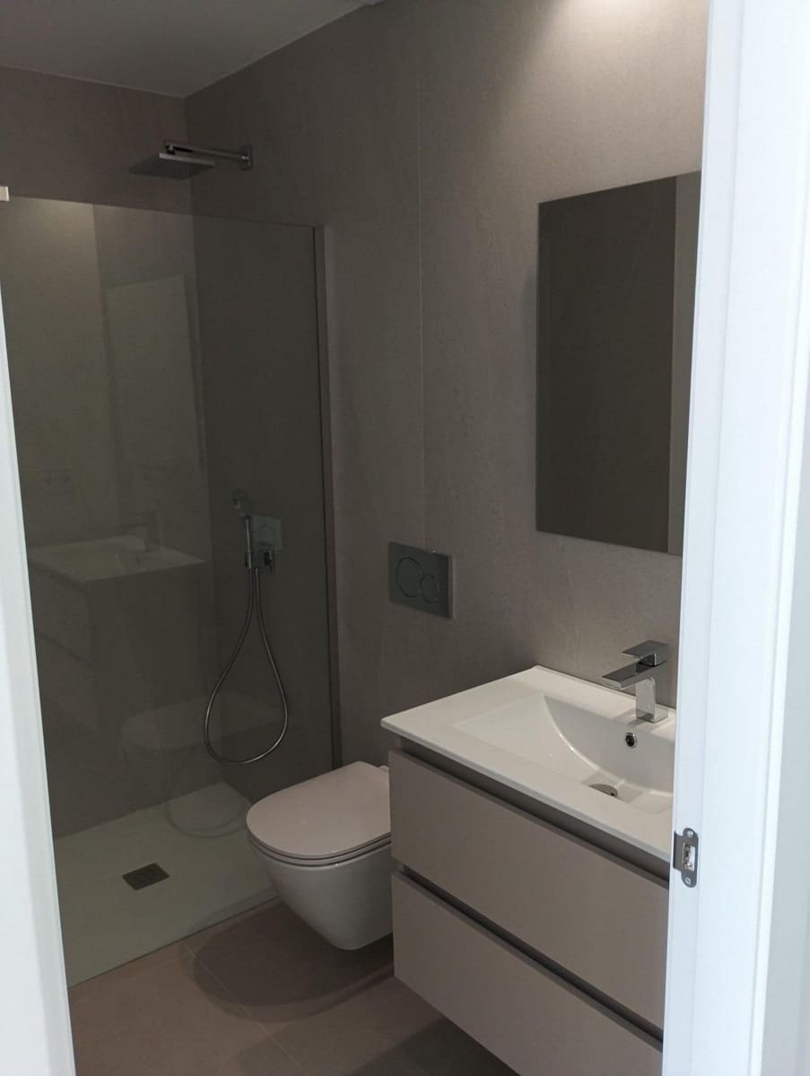 3 slaapkamer Villa te koop in Pilar de la Horadada met zwembad - € 586.000 (Ref: 9916367)