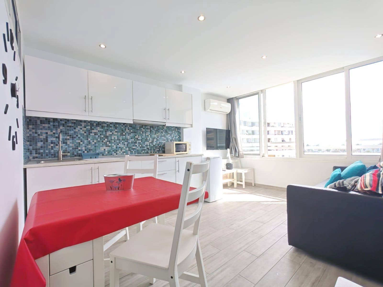 1 soveværelse Bungalow til salg i Playa del Ingles med swimmingpool garage - € 210.000 (Ref: 9854338)