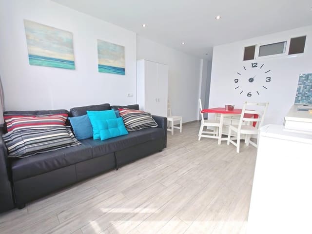 1 soveværelse Bungalow til salg i Playa del Inglés, San Bartolomé de Tirajana med swimmingpool garage - € 210.000 (Ref: 9854338)