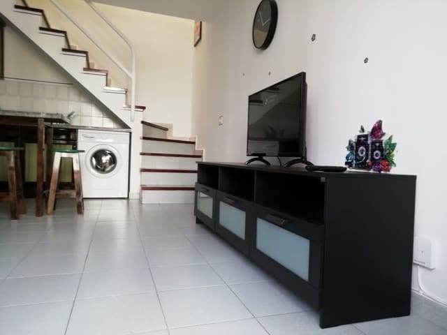 1 chambre Bungalow à vendre à Maspalomas, San Bartolomé de Tirajana avec piscine - 195 000 € (Ref: 9885315)