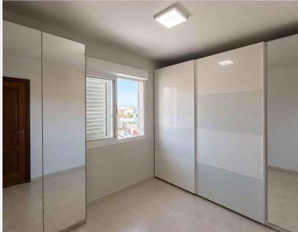 2 chambre Penthouse à vendre à San Bartolome de Tirajana avec garage - 285 000 € (Ref: 9885316)