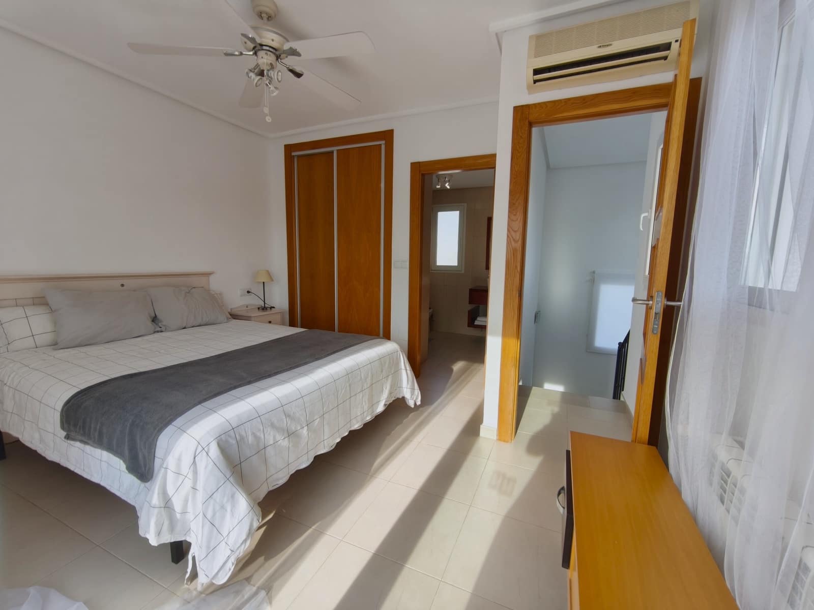 2 soveværelse Byhus til leje i La Torre Golf Resort med swimmingpool garage - € 1.300 (Ref: 10029577)
